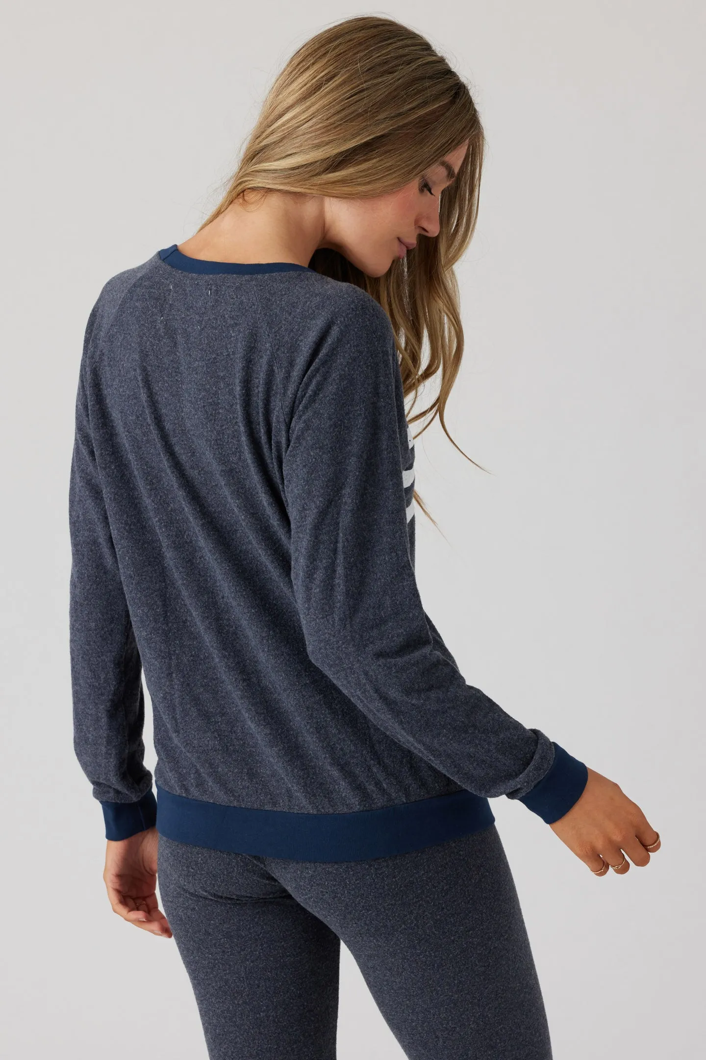 Hacci Waves Pullover - Indigo